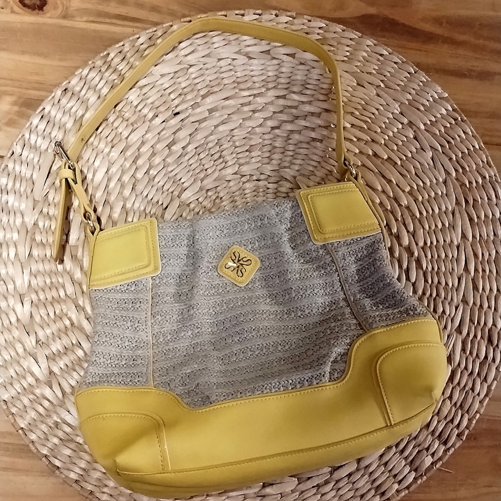 Vera Wang Hand Bag With Adjustable Shoulder Strap